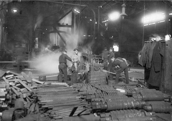 Lewis Hine’s “In the Mill” from his Pittsburgh project, circa 1909. Photo courtesy of the Records of the Work Projects Administration